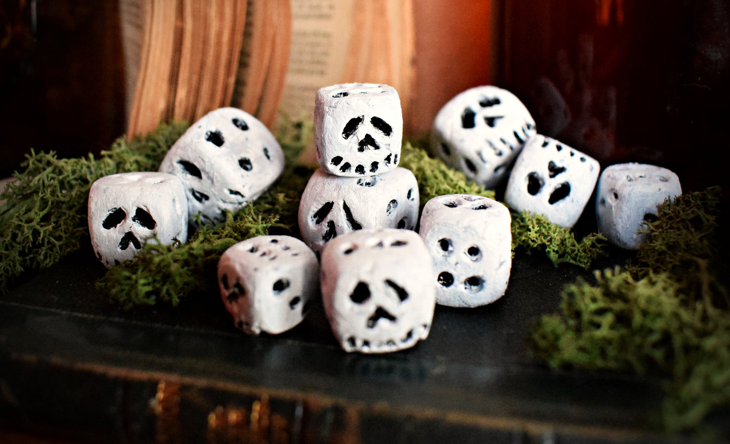 Sculpted Skull Dice