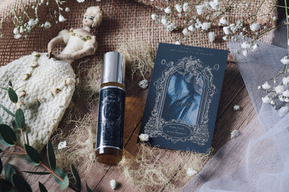 Poupée Antique | Perfume Oil - Collaborative Perfume Line